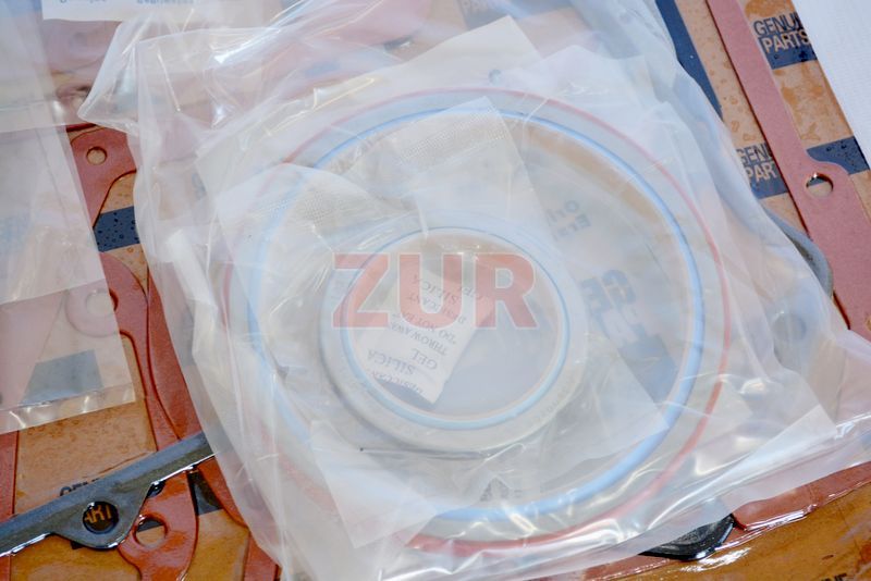 Комплект прокладок верхний CGe250/280 2881954 2881954