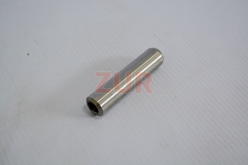 Направляющая впускного клапана 4-6ВТ 3904408