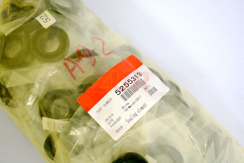 Уплотнитель форсунки в клапанной крышке ISF2.8 (О+) 5255313 5255313