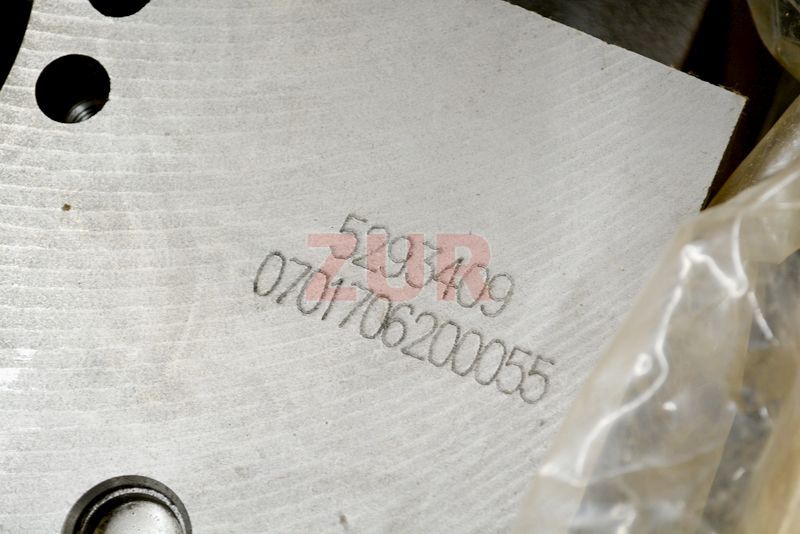 Блок цилиндров в сборе L325 евро2 5260558 5260558