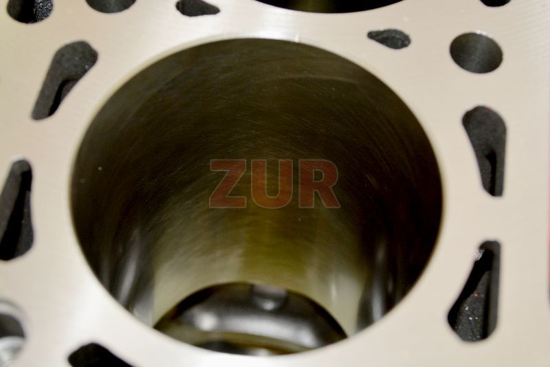 Блок цилиндров ISF2.8 5261257 / 5261256 / 5264840