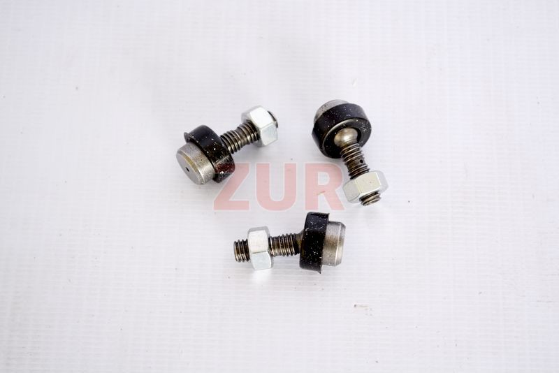 Болт регулировочный коромысла ISF2.8 (Оригинал) 5270357 5270357