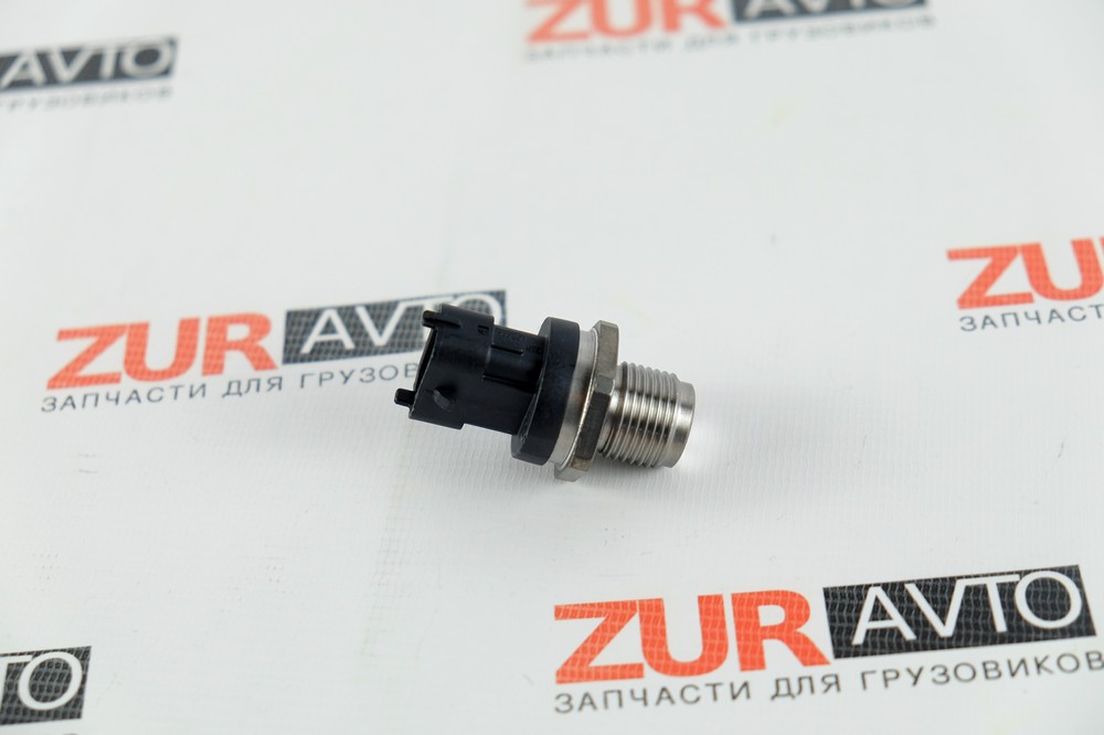 Датчик давления топлива в рампе ISBe E4 5297640 / 0281006327